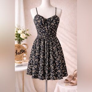 Black Floral Fit & Flare Spaghetti Strap Ruched Bust Mini Skater Dress Size XS